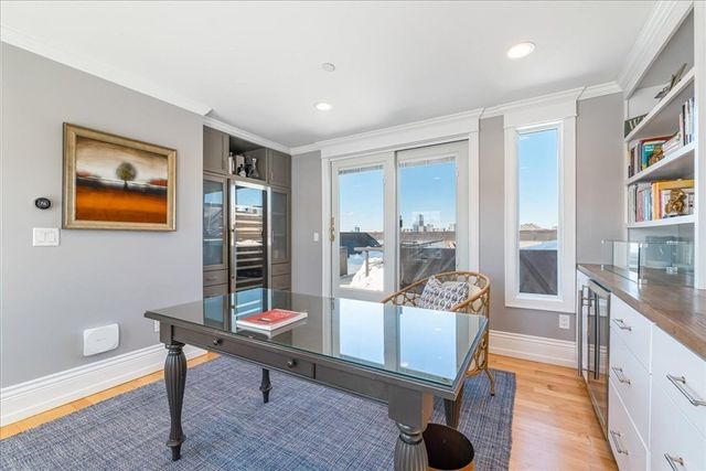 361 W 4th St 5, Boston, MA 02127