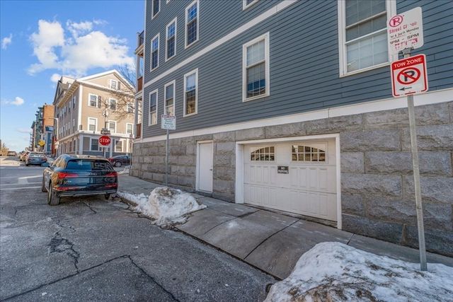 361 W 4th St 5, Boston, MA 02127