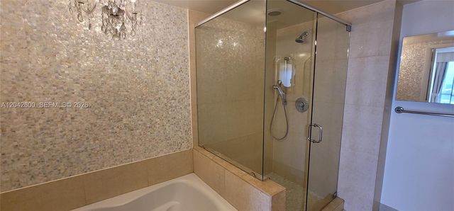 50 Biscayne Boulevard 5202, Miami, FL 33132