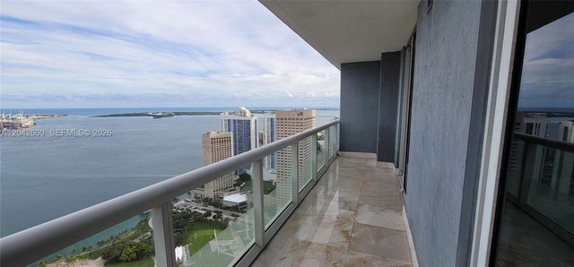 50 Biscayne Boulevard 5202, Miami, FL 33132