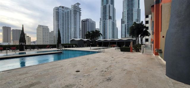 50 Biscayne Boulevard 5202, Miami, FL 33132