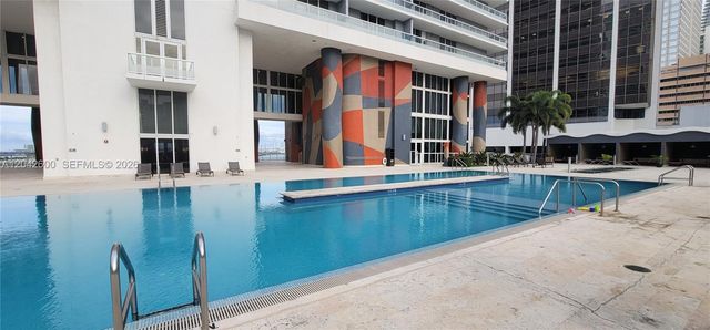 50 Biscayne Boulevard 5202, Miami, FL 33132