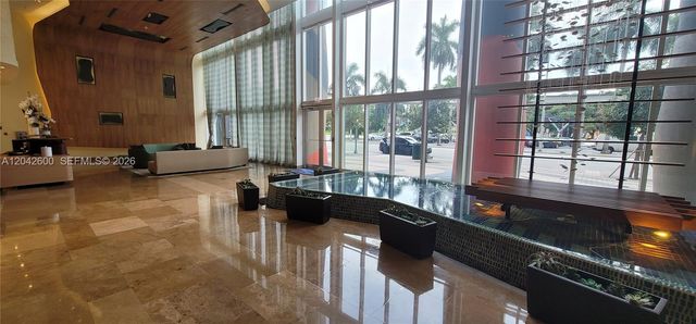 50 Biscayne Boulevard 5202, Miami, FL 33132