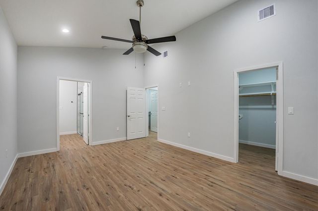 24411 Oakland Hills Drive, Huntsville, TX 77320