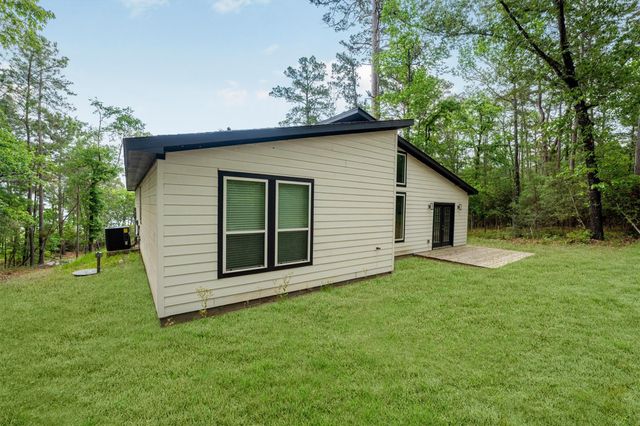 24411 Oakland Hills Drive, Huntsville, TX 77320