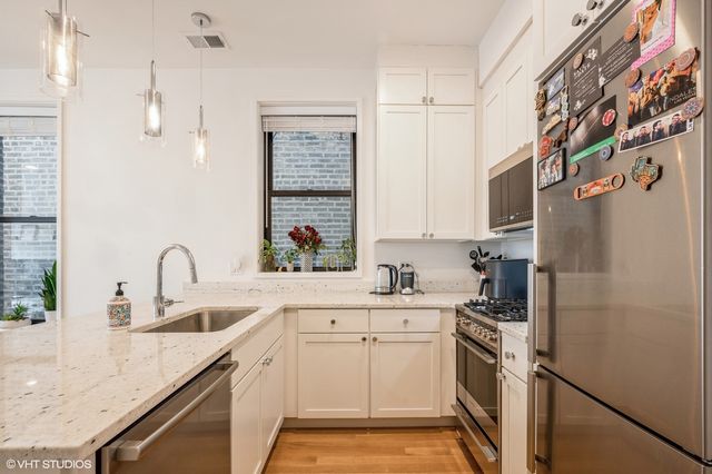 1022 N Ashland Avenue 2, Chicago, IL 60622