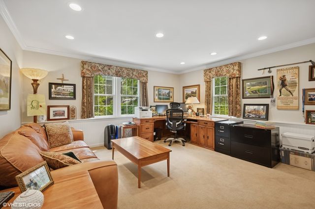 1413 Blackthorn Drive, Glenview, IL 60025