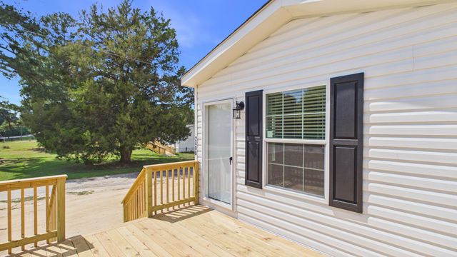 2490 Carolina 311, Cross, SC 29436