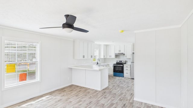 2490 Carolina 311, Cross, SC 29436