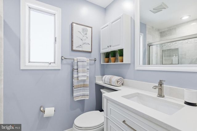 6728 HOPEWELL AVE, Springfield, VA 22151