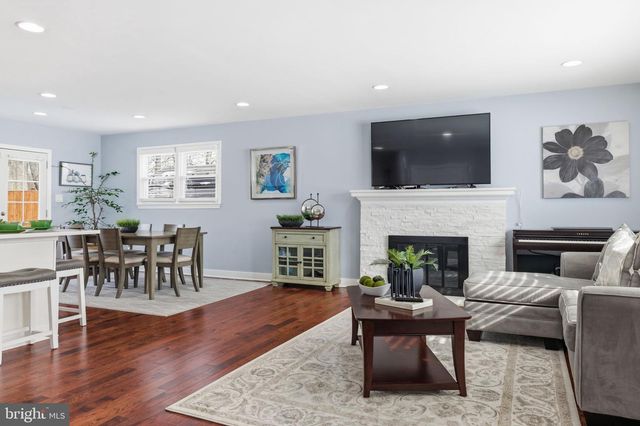 6728 HOPEWELL AVE, Springfield, VA 22151