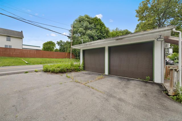 200 Ulster Avenue, Ulster Park, NY 12487