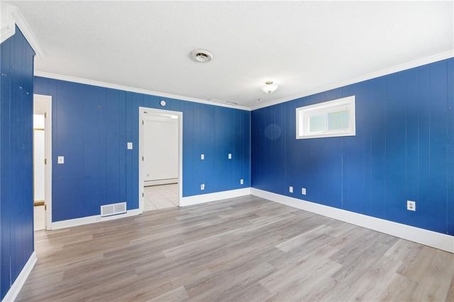 204 Topeka Avenue, Leavenworth, KS 66048