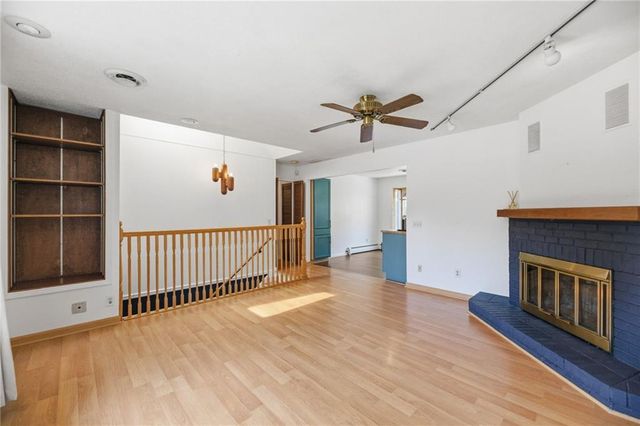 204 Topeka Avenue, Leavenworth, KS 66048