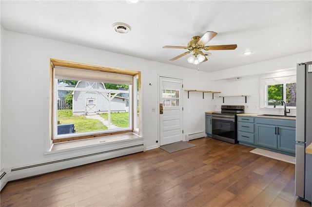 204 Topeka Avenue, Leavenworth, KS 66048