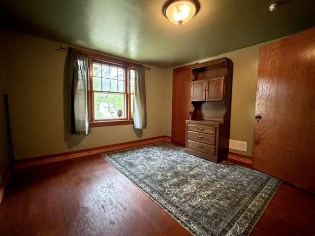 1203 ROYALTON STREET, Waupaca, WI 54981