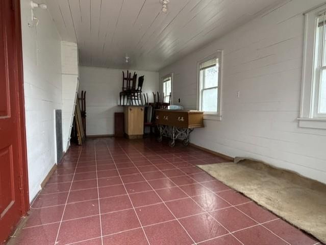 1203 ROYALTON STREET, Waupaca, WI 54981