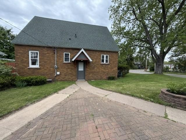 1203 ROYALTON STREET, Waupaca, WI 54981