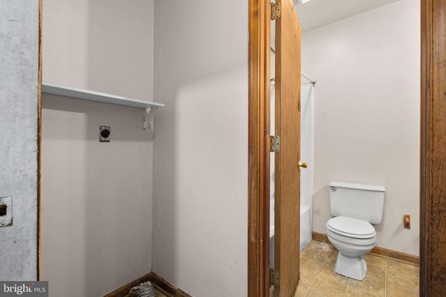 1105 LAKEVIEW PKWY, Locust Grove, VA 22508