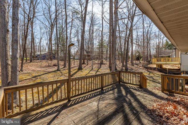 1105 LAKEVIEW PKWY, Locust Grove, VA 22508