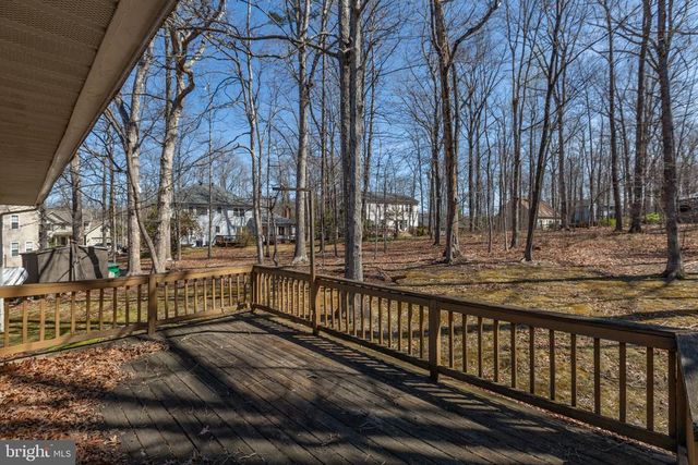 1105 LAKEVIEW PKWY, Locust Grove, VA 22508