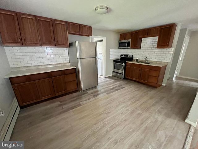 457 MCKINLEY AVE, Morrisville, PA 19067