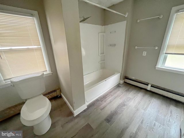 457 MCKINLEY AVE, Morrisville, PA 19067