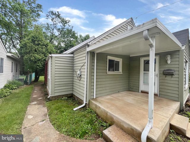 457 MCKINLEY AVE, Morrisville, PA 19067