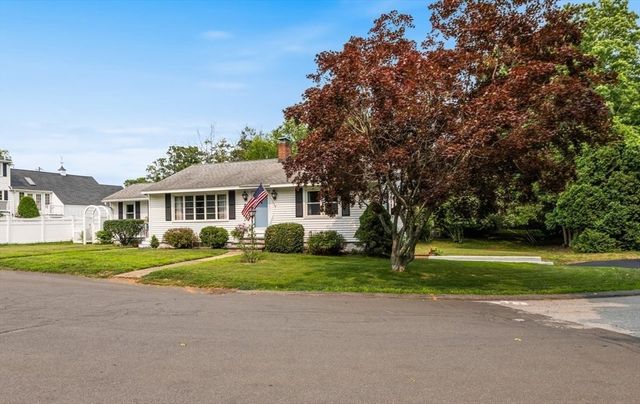 50 Fernwood Ave, Haverhill, MA 01835