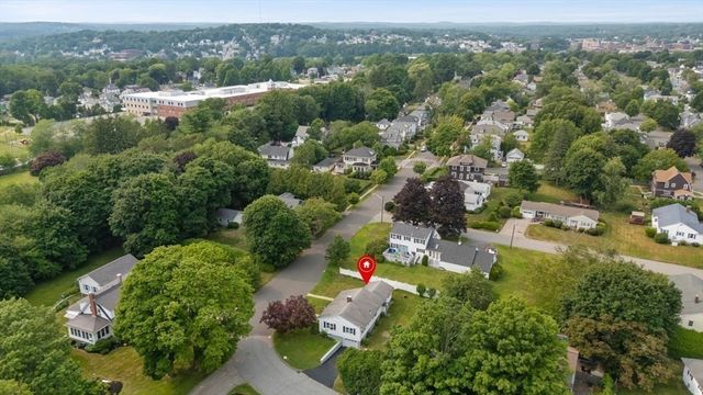 50 Fernwood Ave, Haverhill, MA 01835