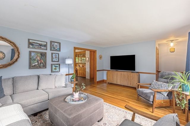 50 Fernwood Ave, Haverhill, MA 01835