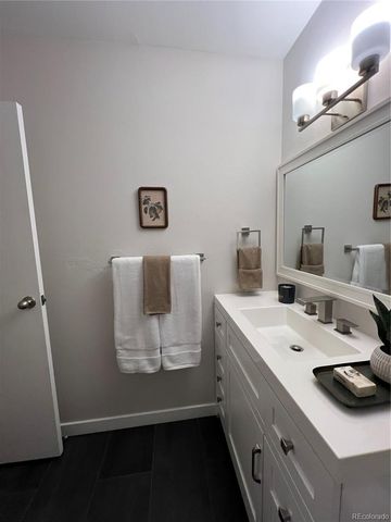 5995 W Hampden Avenue 18, Denver, CO 80227