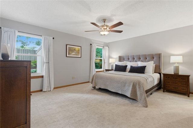 11705 W 109 Circle, Overland Park, KS 66210