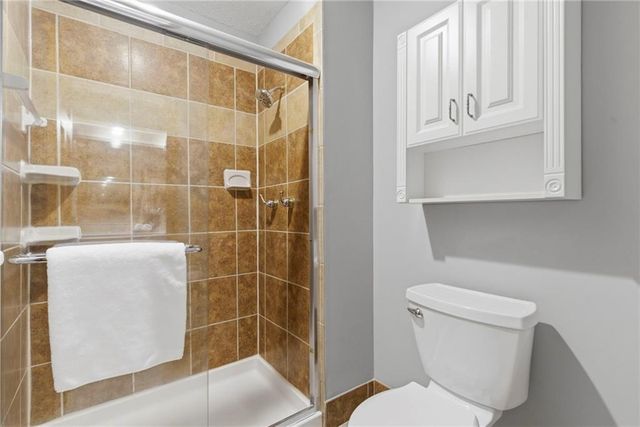11705 W 109 Circle, Overland Park, KS 66210