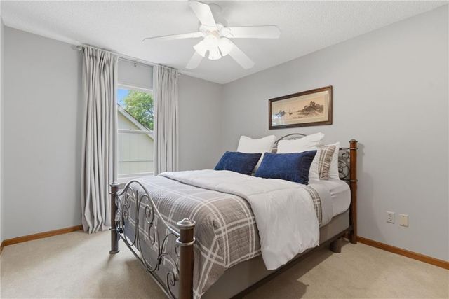 11705 W 109 Circle, Overland Park, KS 66210