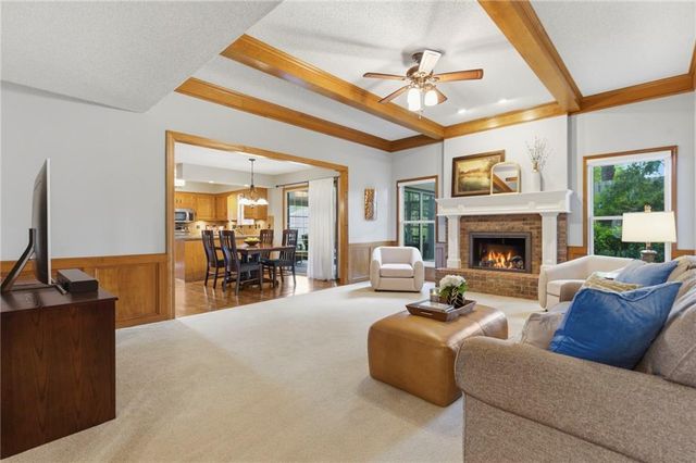 11705 W 109 Circle, Overland Park, KS 66210