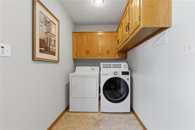 11705 W 109 Circle, Overland Park, KS 66210