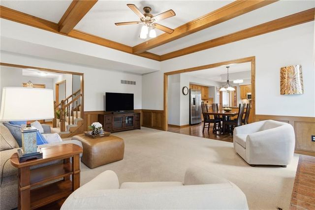 11705 W 109 Circle, Overland Park, KS 66210