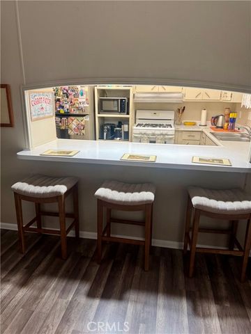 12700 Elliott Avenue 406, El Monte, CA 91732