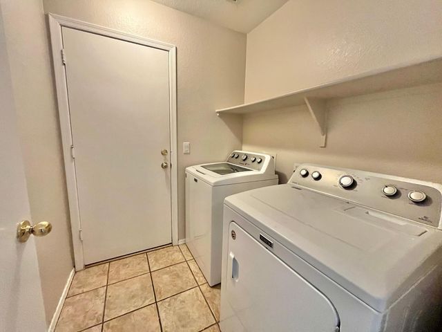 7451 W Potter Drive, Glendale, AZ 85308