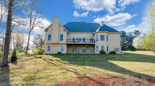 85 Cedar Bay RD, Union Hall, VA 24176