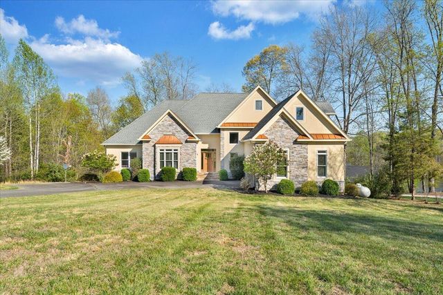 85 Cedar Bay RD, Union Hall, VA 24176