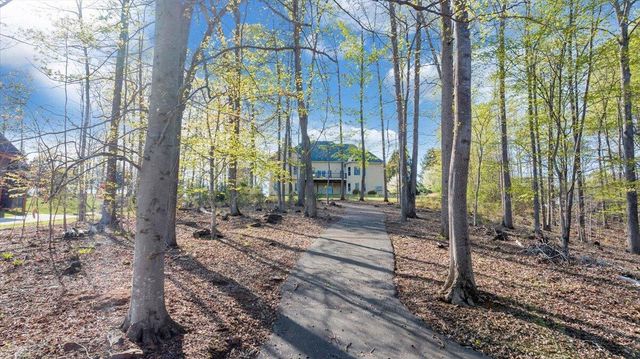 85 Cedar Bay RD, Union Hall, VA 24176
