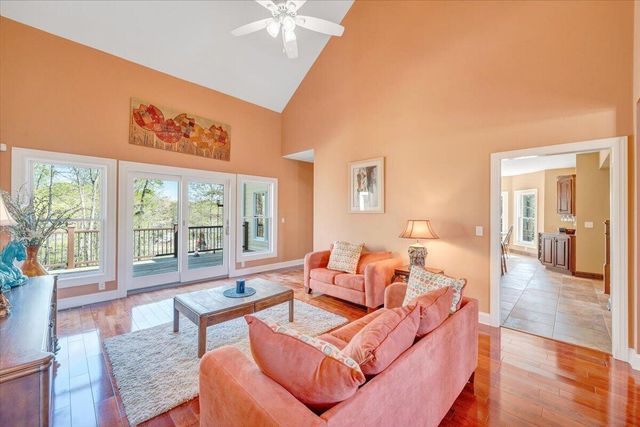 85 Cedar Bay RD, Union Hall, VA 24176