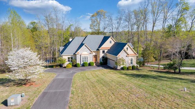 85 Cedar Bay RD, Union Hall, VA 24176