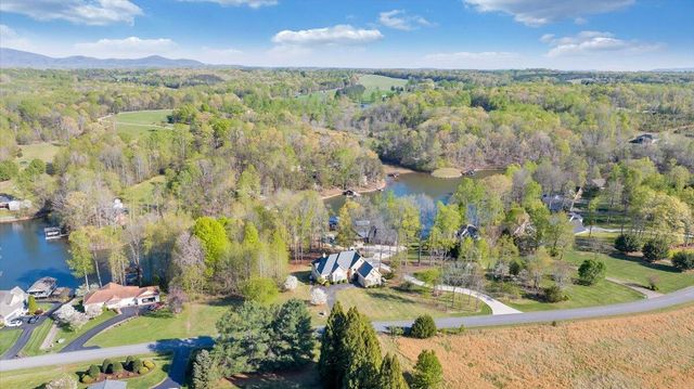 85 Cedar Bay RD, Union Hall, VA 24176