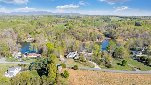 85 Cedar Bay RD, Union Hall, VA 24176