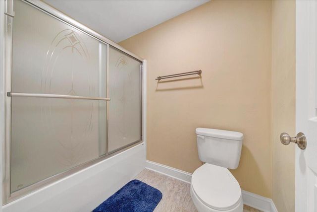 85 Cedar Bay RD, Union Hall, VA 24176