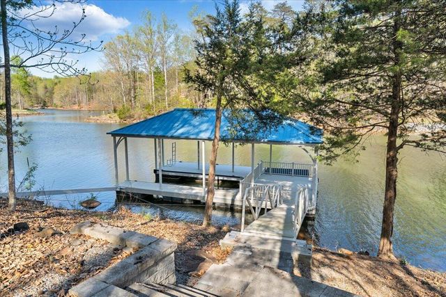 85 Cedar Bay RD, Union Hall, VA 24176