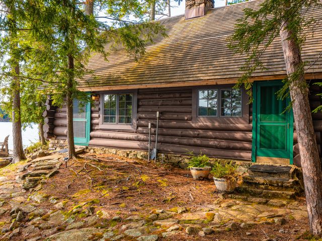 14 County Line Island Island, Tupper Lake, NY 12986